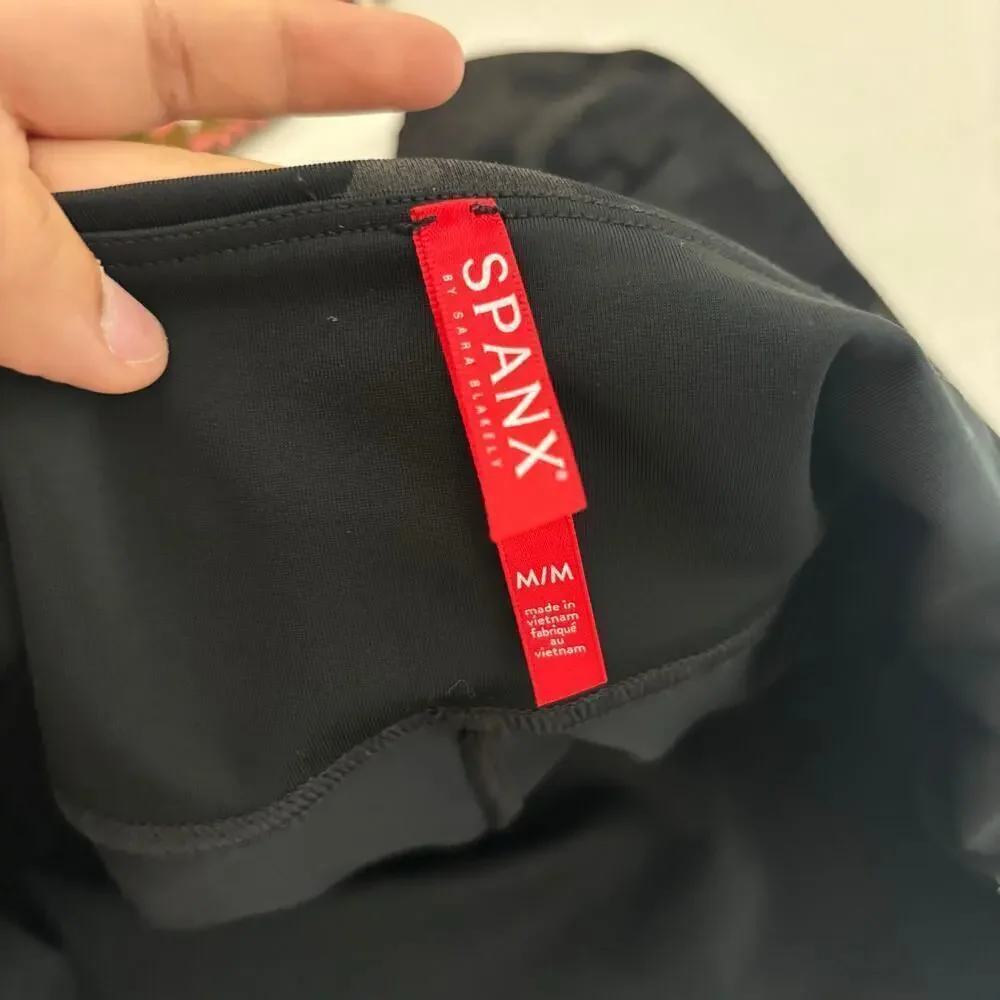 Spanx Faux Leather Leggings Matte Black Camo Size M